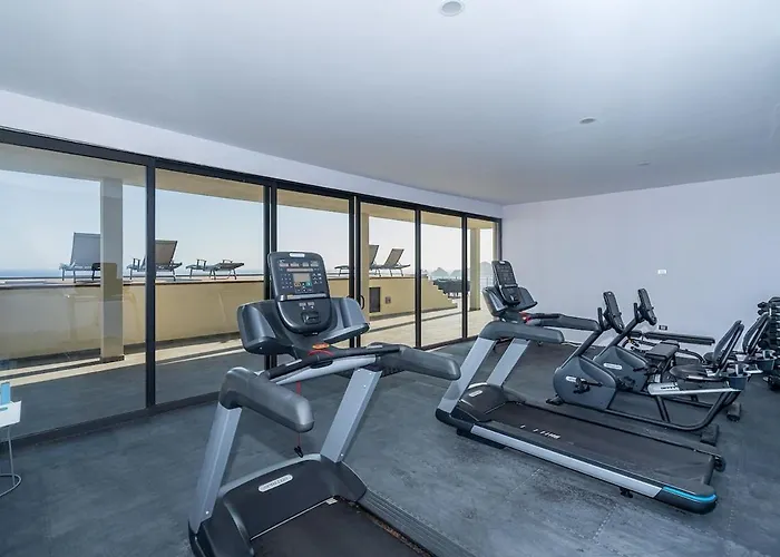 Arch View Luxury With Heated Rooftop Pool And Jacuzzi *
